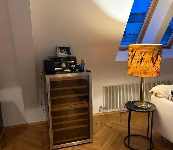 Skyline Retreat In The Heart Of Vienna! Διαμέρισμα