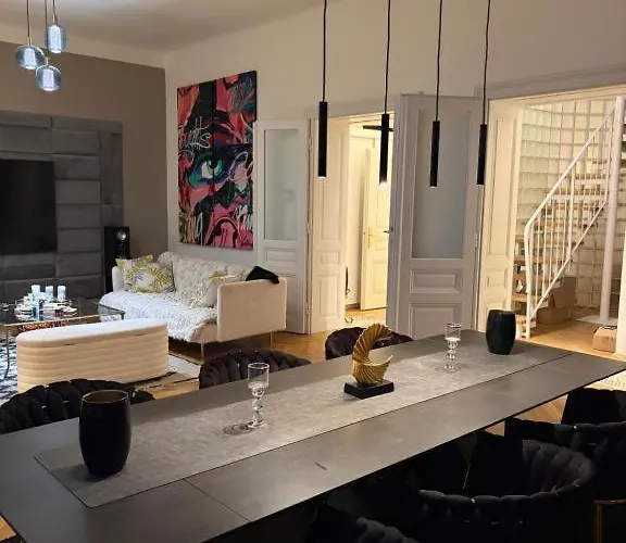 Skyline Retreat In The Heart Of Vienna! Διαμέρισμα *
